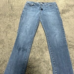 I am selling these skinny jeans size 12/31 A there in very good condition